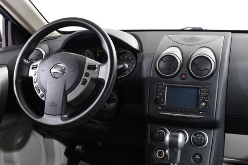 2011 Nissan Rogue SV
