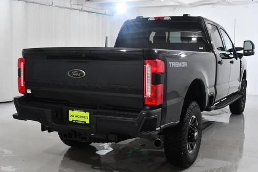 2025 Ford F-350 Lariat Super Duty