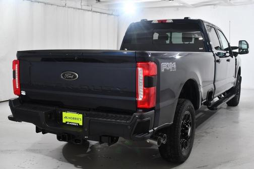 2025 Ford F-350 Lariat Super Duty