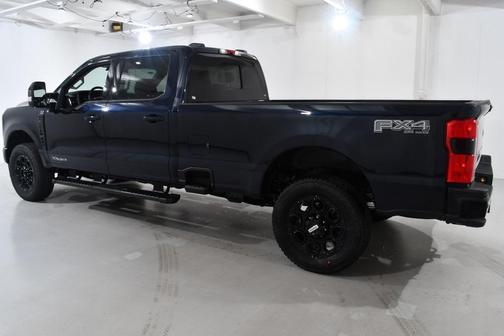 2025 Ford F-350 Lariat Super Duty