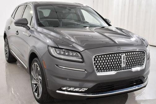 Metallic 2022 Lincoln Nautilus Reserve