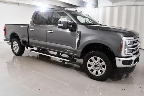 Gray Metallic 2026 Ford F-350 Lariat Super Duty