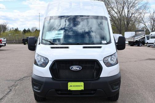 Oxford White 2026 Ford Transit-250 Base