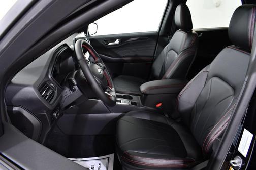 2025 Ford Escape ST-Line Elite