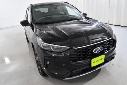 2025 Ford Escape ST-Line Elite