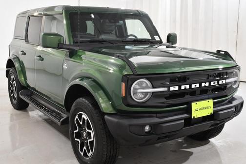 2025 Ford Bronco Outer Banks