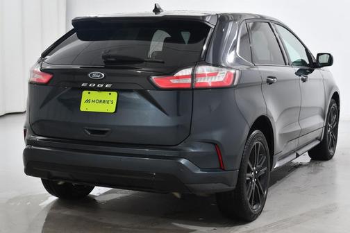 2022 Ford Edge ST Line
