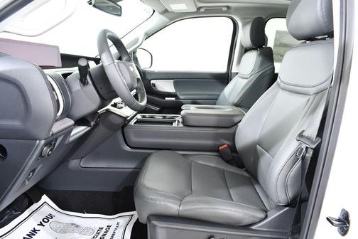 Oxford White 2026 Ford Expedition Max Active