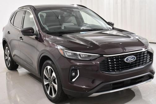 2023 Ford Escape Platinum