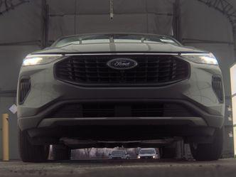 Carbonized Gray Metallic 2023 Ford Escape Active
