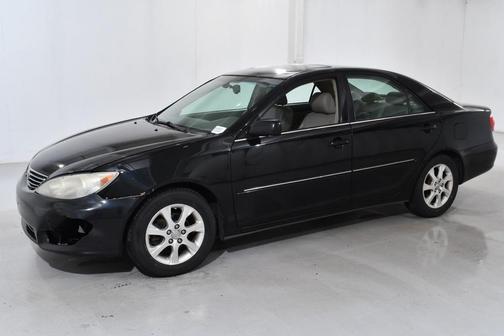 2005 Toyota Camry XLE
