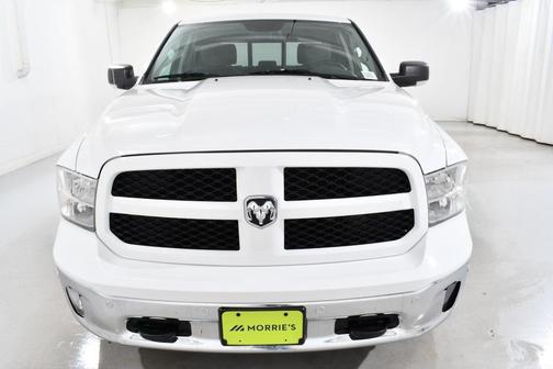 2016 RAM 1500 SLT