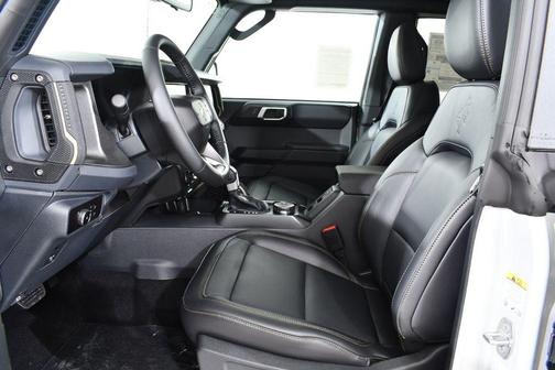 Avalanche 2026 Ford Bronco Badlands