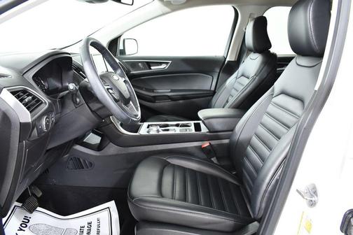 White Metallic 2022 Ford Edge SEL
