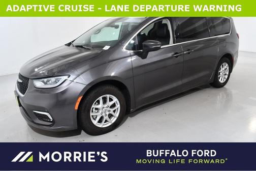 2023 Chrysler Pacifica Touring-L