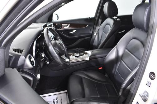 2018 Mercedes-Benz GLC 300 Base 4MATIC