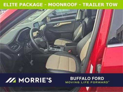 2022 Ford Escape Titanium