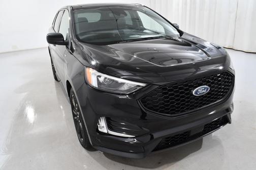 2022 Ford Edge ST Line