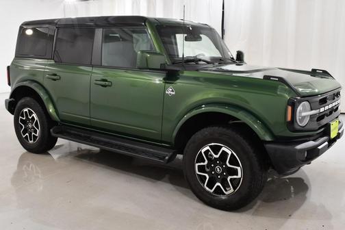 2025 Ford Bronco Outer Banks