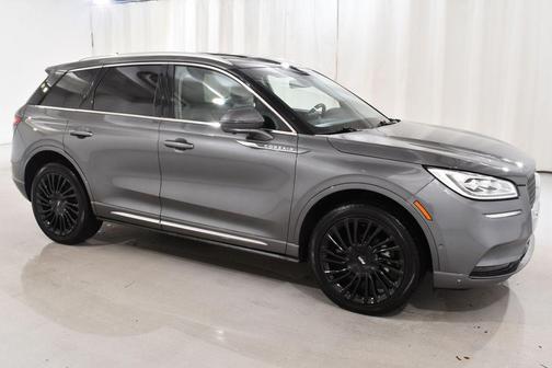 Metallic 2022 Lincoln Corsair Reserve