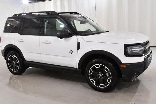 Oxford White 2025 Ford Bronco Sport Outer Banks