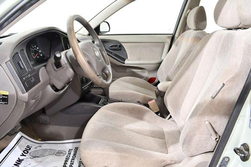 2004 Hyundai ELANTRA GLS