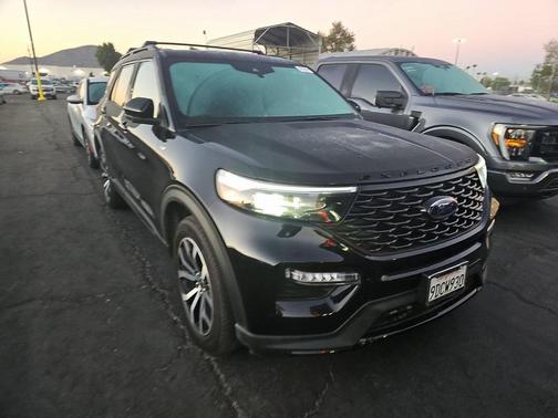 2022 Ford Explorer ST-Line