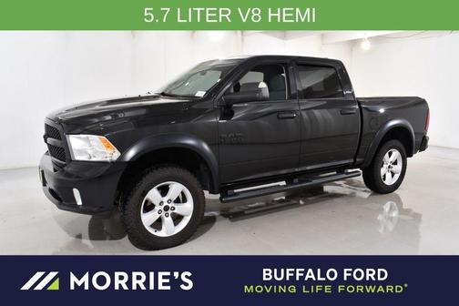 Brilliant Black Crystal Pearlcoat 2016 RAM 1500 Tradesman