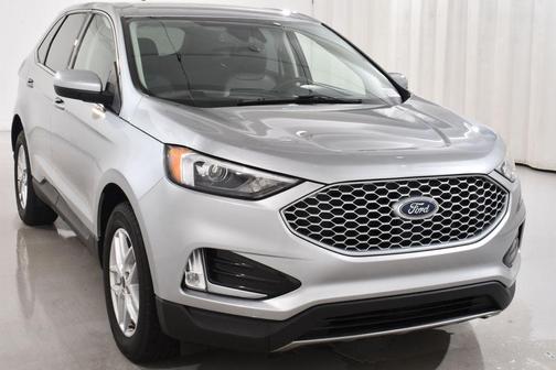 Silver Metallic 2024 Ford Edge SEL