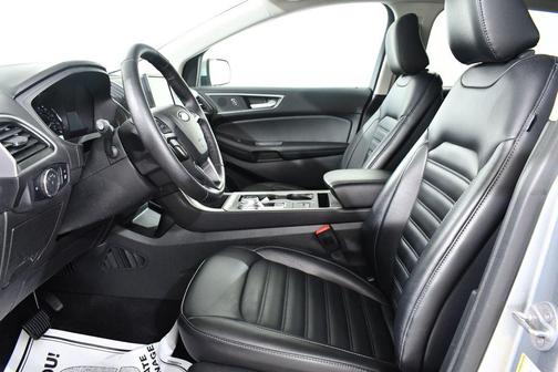 Silver Metallic 2024 Ford Edge SEL