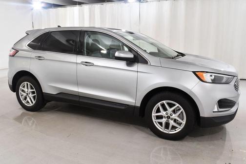 Silver Metallic 2024 Ford Edge SEL