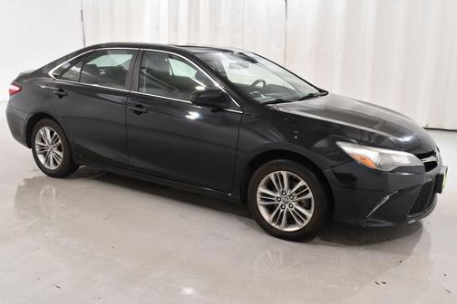 Attitude Black 2015 Toyota Camry SE