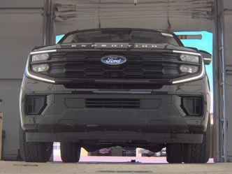 Black Metallic 2025 Ford Expedition Active