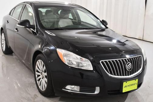 2013 Buick Regal Premium 1
