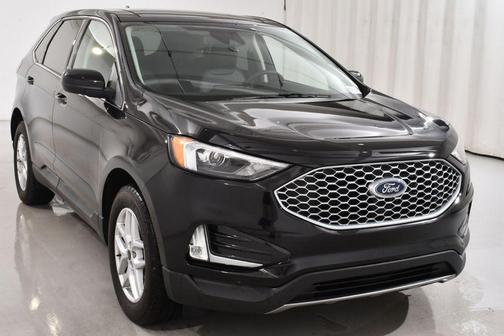 Black Metallic 2024 Ford Edge SEL