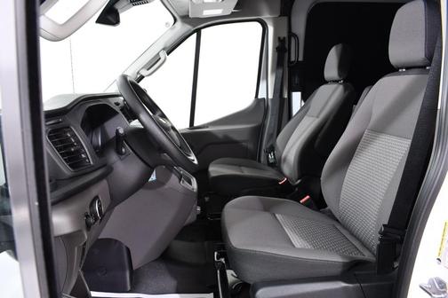 2025 Ford Transit-250 148 WB Medium Roof Cargo
