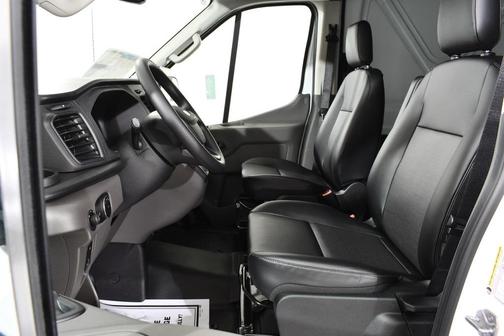 2026 Ford Transit-250 148 WB Medium Roof Cargo