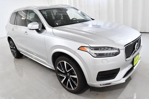 2022 Volvo XC90 T6 Momentum 6 Passenger
