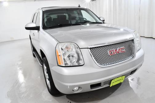 2011 GMC Yukon Denali