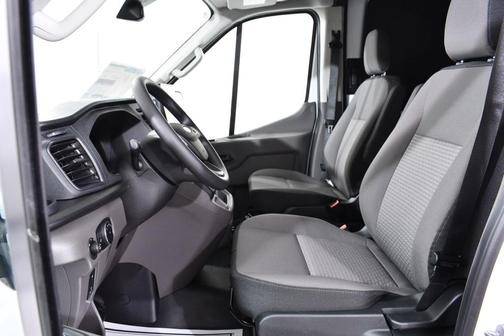 2026 Ford Transit-350 148 WB Medium Roof Cargo