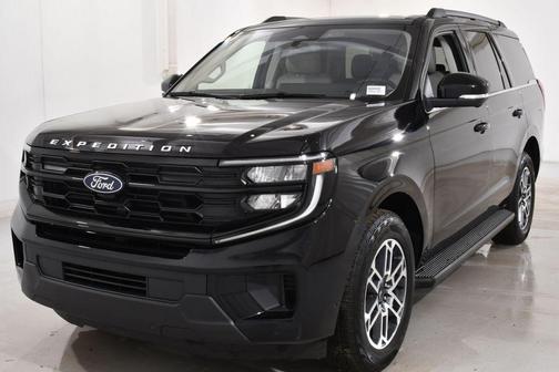 Agate Black Metallic 2025 Ford Expedition Active