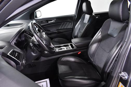 2022 Ford Edge ST