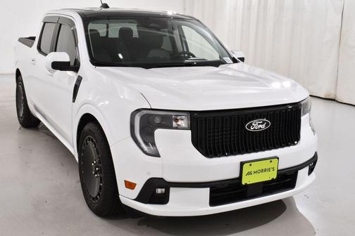 Oxford White 2025 Ford Maverick Lobo High