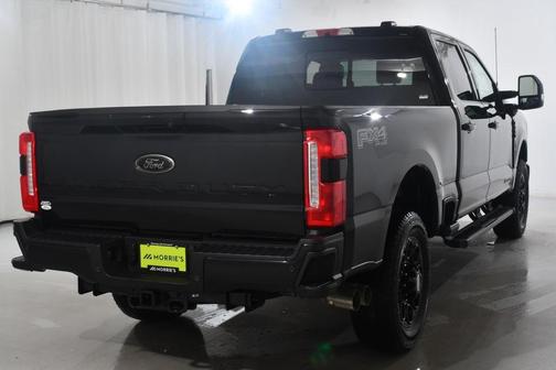 2025 Ford F-350 Lariat Super Duty