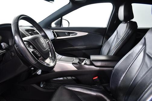 2020 Lincoln Nautilus Standard