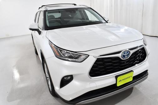 2023 Toyota Highlander Hybrid Platinum