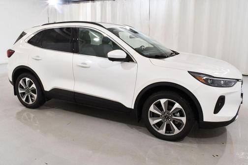 2025 Ford Escape Platinum