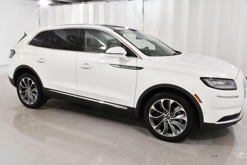 White Metallic 2022 Lincoln Nautilus Reserve