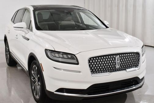 White Metallic 2022 Lincoln Nautilus Reserve