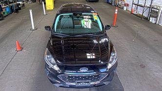 Black Metallic 2022 Ford Escape SE